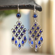 Load image into Gallery viewer, Bohemian Ethnic Hollow Heart Rhinestone Earrings
