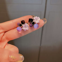 Load image into Gallery viewer, Purple Crystal Flower Must Have Stud Earrings