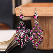 Load image into Gallery viewer, Bohemian Ethnic Hollow Heart Rhinestone Earrings