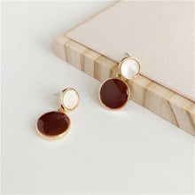Load image into Gallery viewer, Vintage Golden Double Circle Contrast Stud Earring