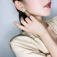 Load image into Gallery viewer, Baroque Pearl Big Round Stud Earrings