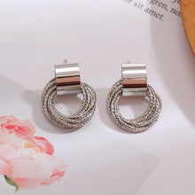 Load image into Gallery viewer, Retro Metallic Multiple Small Circle Pendant Earrings