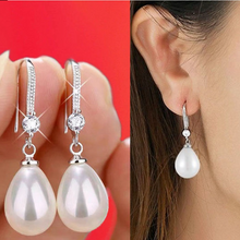 Load image into Gallery viewer, Exquisite Drop Simulated Elegant Pearl Earrings