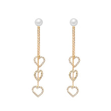 Load image into Gallery viewer, Pearl Heart Valentine Dangle Silver Earrings