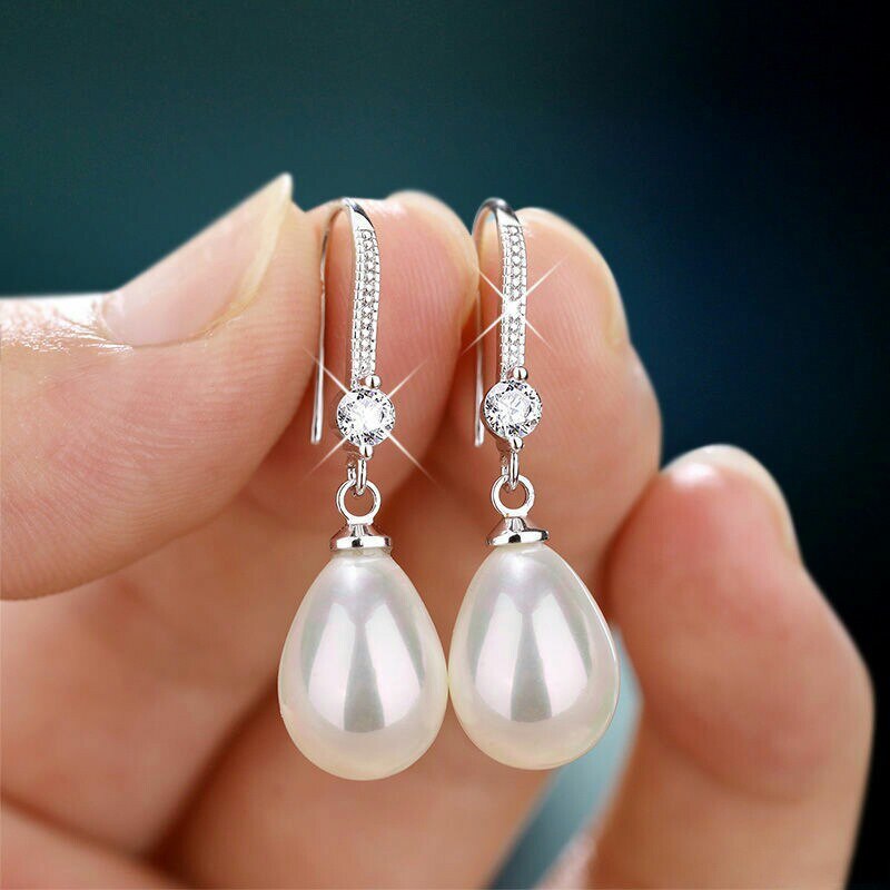 Exquisite Drop Simulated Elegant Pearl Earrings