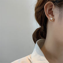Load image into Gallery viewer, Trendy Round Exquisite Pearl Simple Stud Earrings