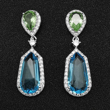 Load image into Gallery viewer, Luxury Geometry Tempting Crystal Drop Earrings