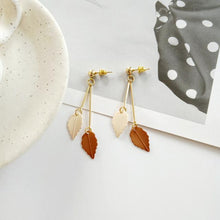 Load image into Gallery viewer, Small Creative Fresh colors leaf earrings - earringsly