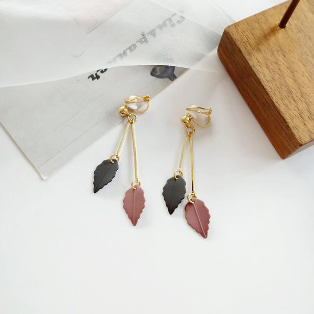 Small Creative Fresh colors leaf earrings - earringsly